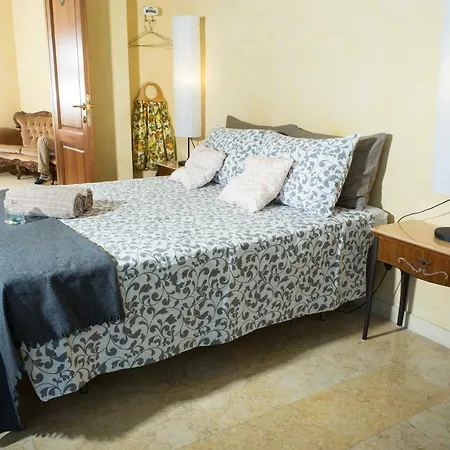 Bigfamilyflats - Sistine Chapel Apartment *
